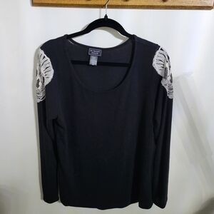 Hot Topic Midnight Hour Black Long-Sleeve Top w/ White Lace Skull Detail, Size L